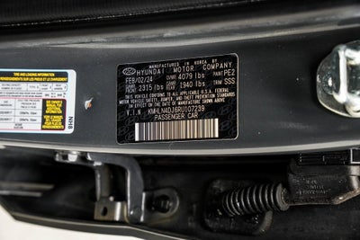 2024 Hyundai Elantra Hybrid Limited