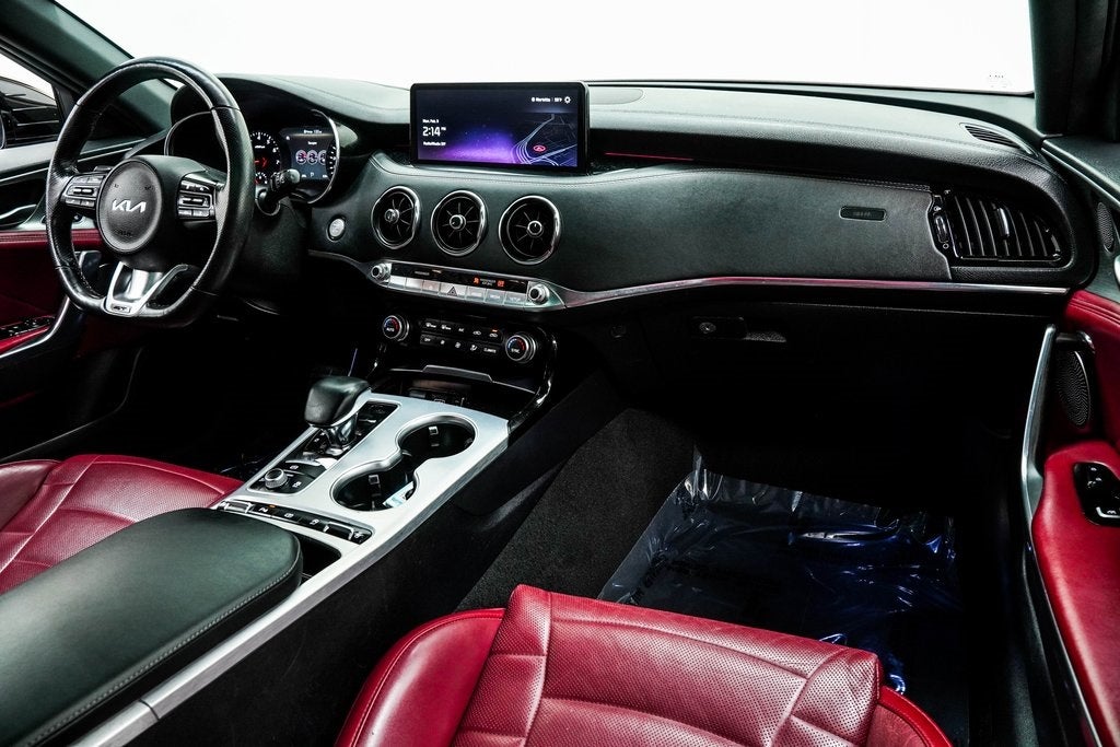 2023 Kia Stinger GT2