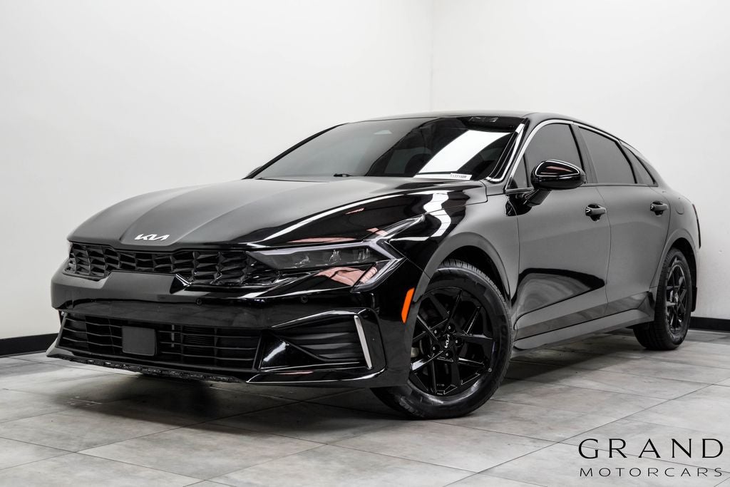 2025 Kia K5 LXS