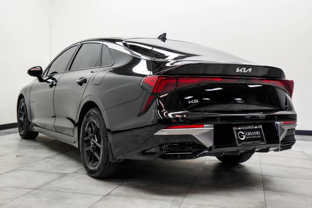 2025 Kia K5 LXS