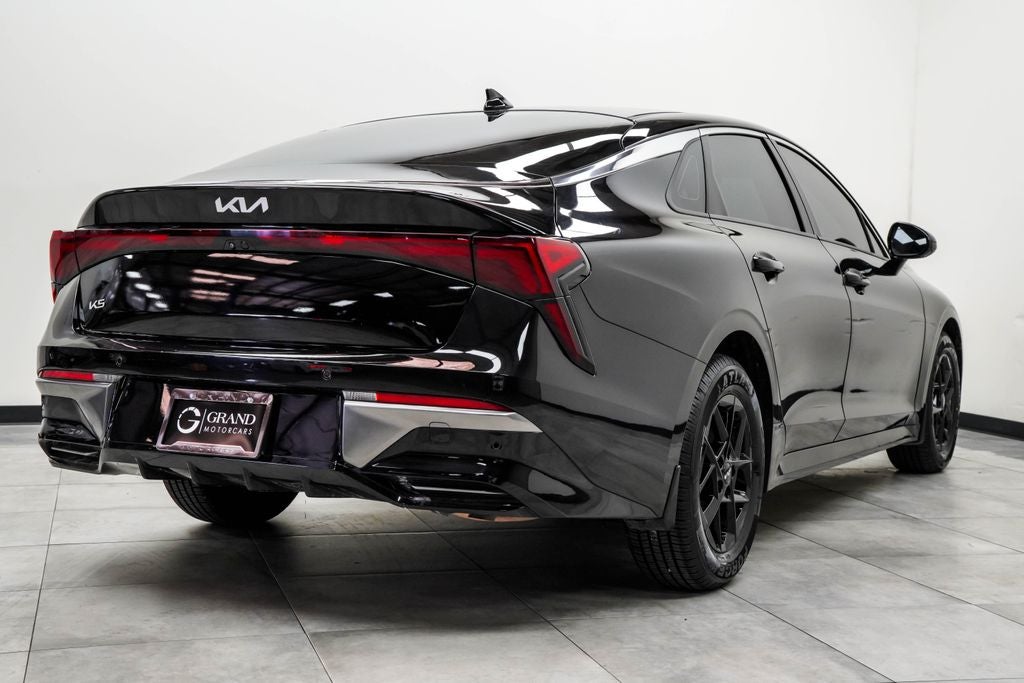 2025 Kia K5 LXS