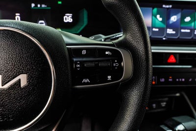 2025 Kia K5 LXS