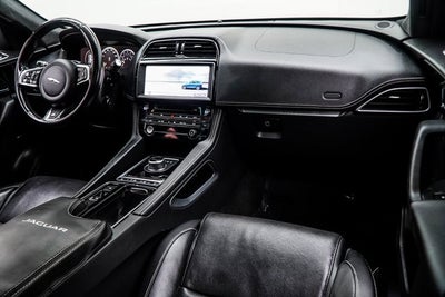 2018 Jaguar F-PACE S