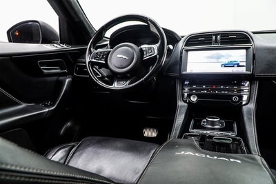 2018 Jaguar F-PACE S