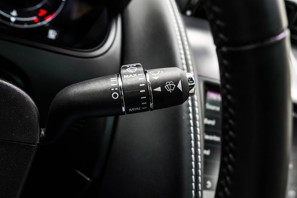 2024 Jaguar F-TYPE P575 R75