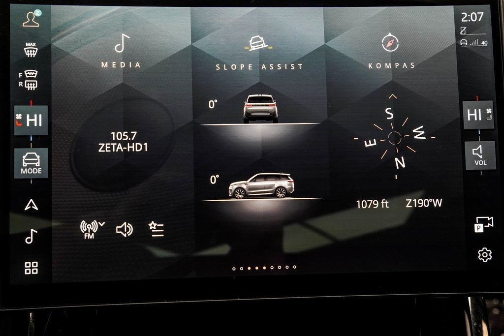 2025 Land Rover Range Rover Sport SE