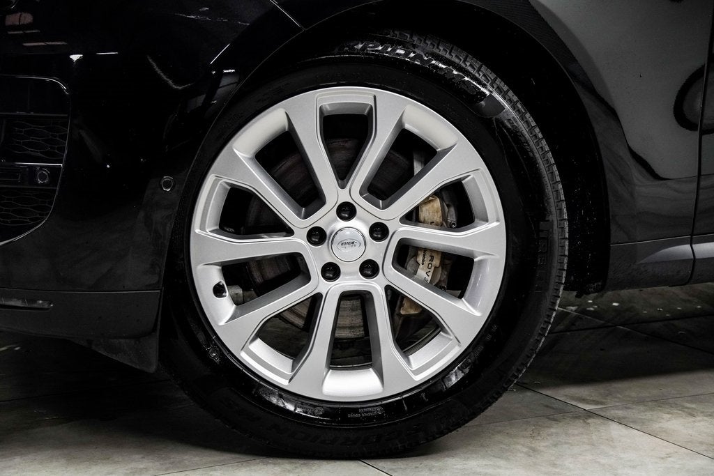 2025 Land Rover Range Rover Sport SE