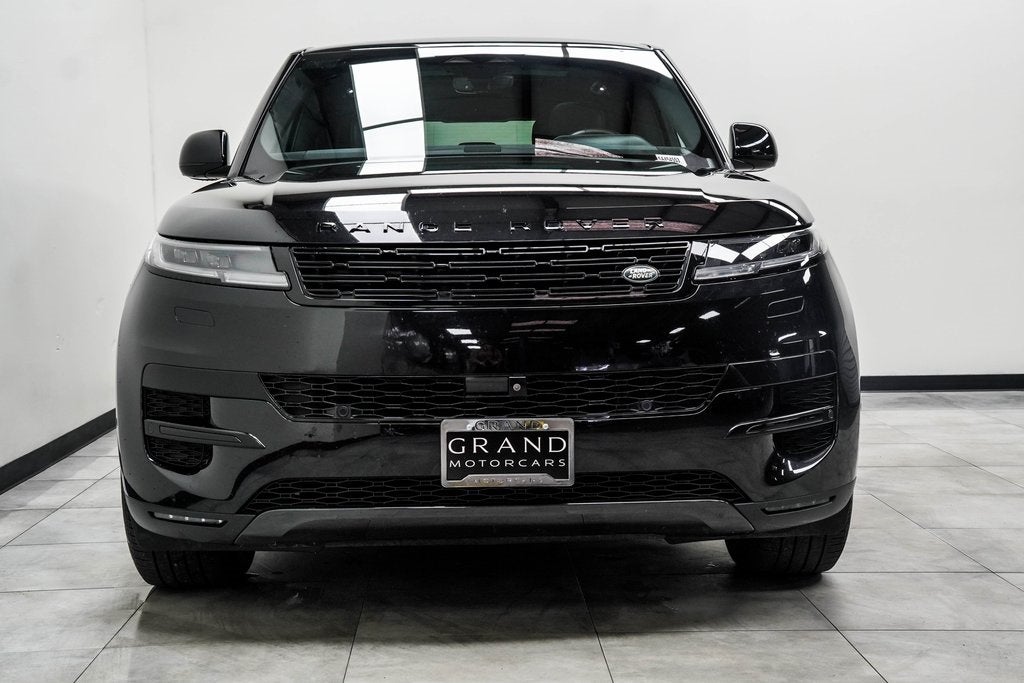 2025 Land Rover Range Rover Sport SE