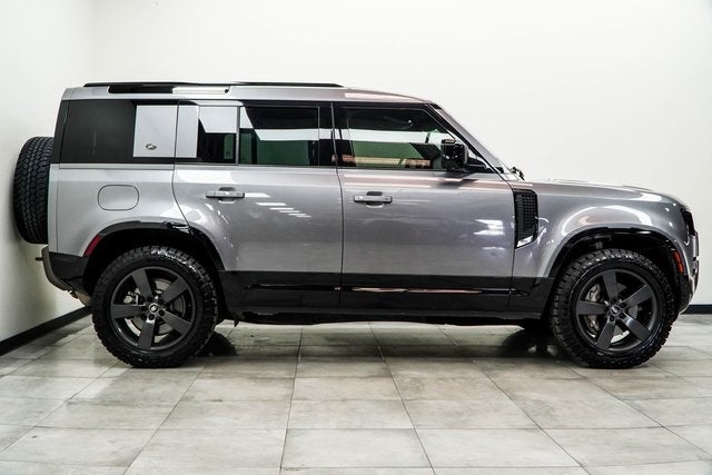 2022 Land Rover Defender 110 X-Dynamic SE