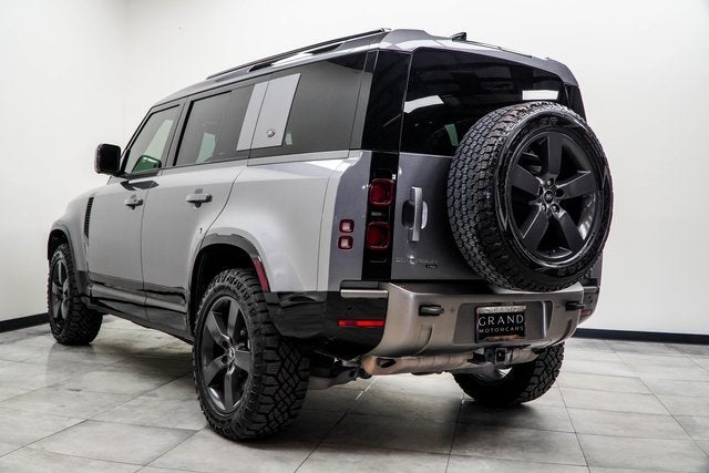 2022 Land Rover Defender 110 X-Dynamic SE