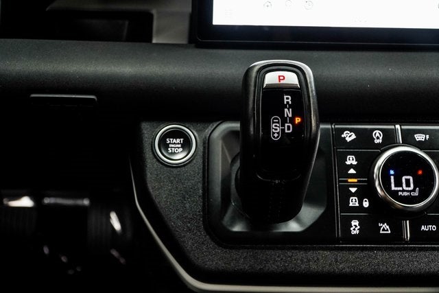 2022 Land Rover Defender 110 X-Dynamic SE