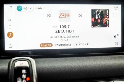 2022 Land Rover Defender 110 X-Dynamic SE