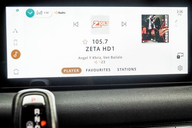 2022 Land Rover Defender 110 X-Dynamic SE