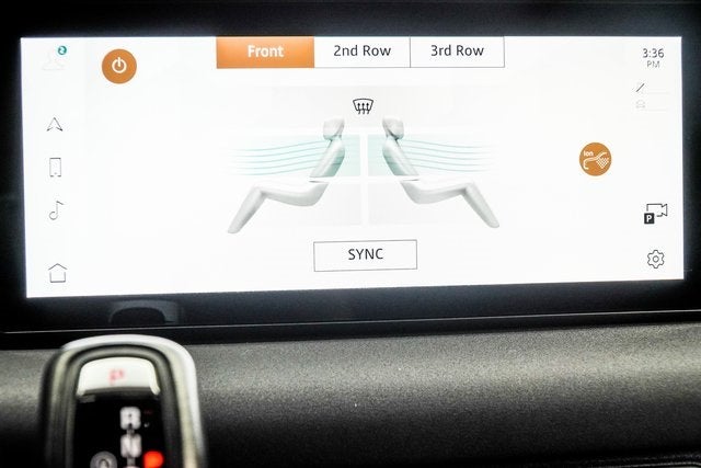 2022 Land Rover Defender 110 X-Dynamic SE