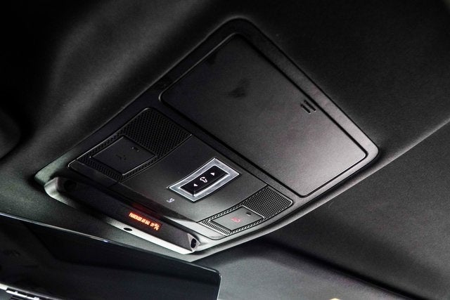 2022 Land Rover Defender 110 X-Dynamic SE