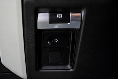 2022 Land Rover Defender 110 X-Dynamic SE