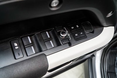 2022 Land Rover Defender 110 X-Dynamic SE