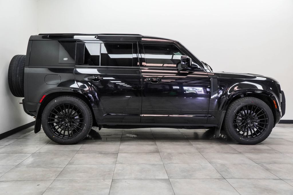 2022 Land Rover Defender 110 X-Dynamic HSE