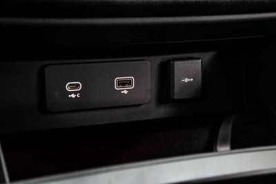 2022 Land Rover Defender 110 X-Dynamic HSE