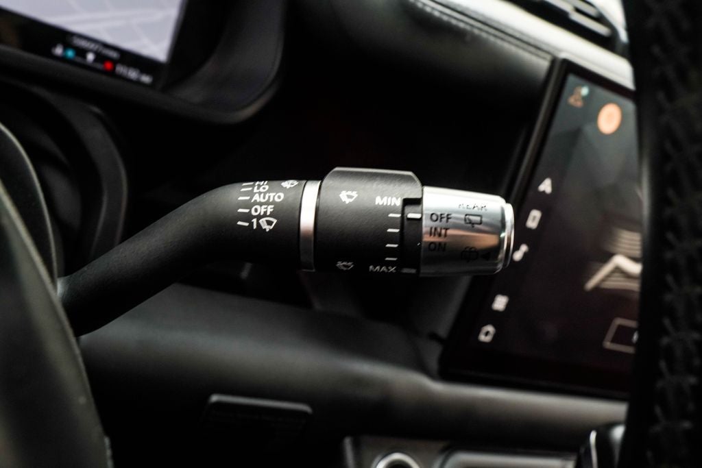 2022 Land Rover Defender 110 X-Dynamic HSE