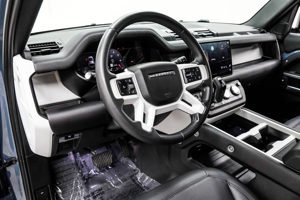 2025 Land Rover Defender 110 S