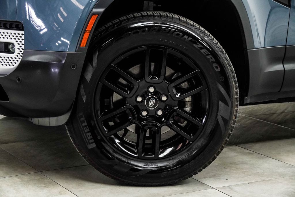 2025 Land Rover Defender 110 S