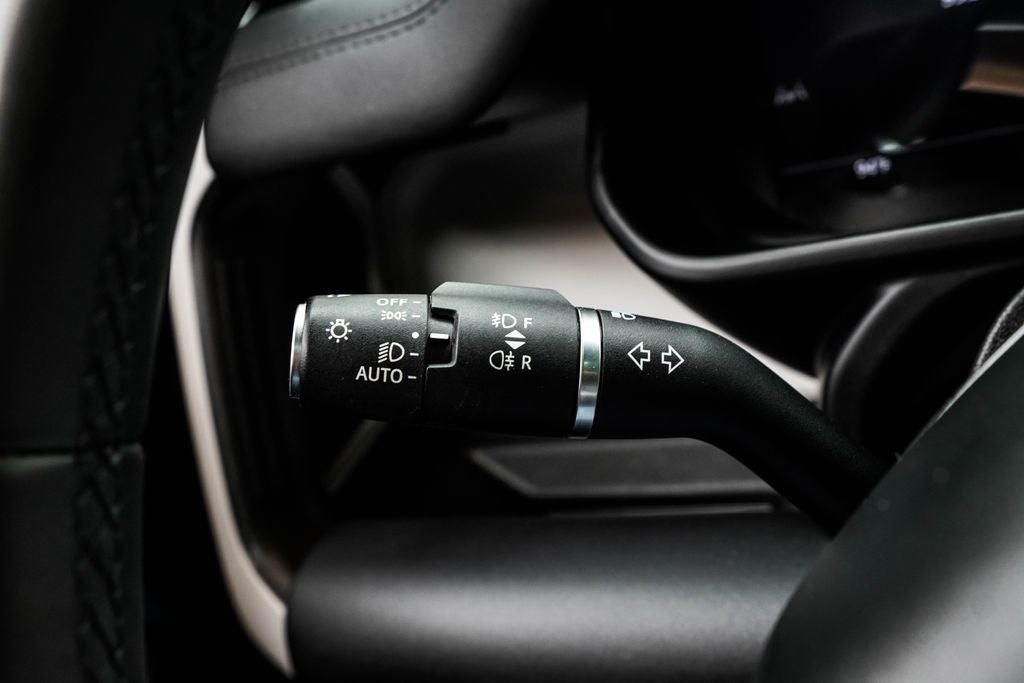 2025 Land Rover Defender 110 S