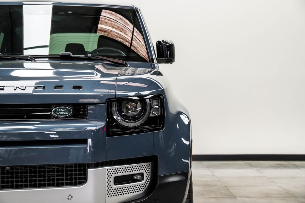 2025 Land Rover Defender 110 S