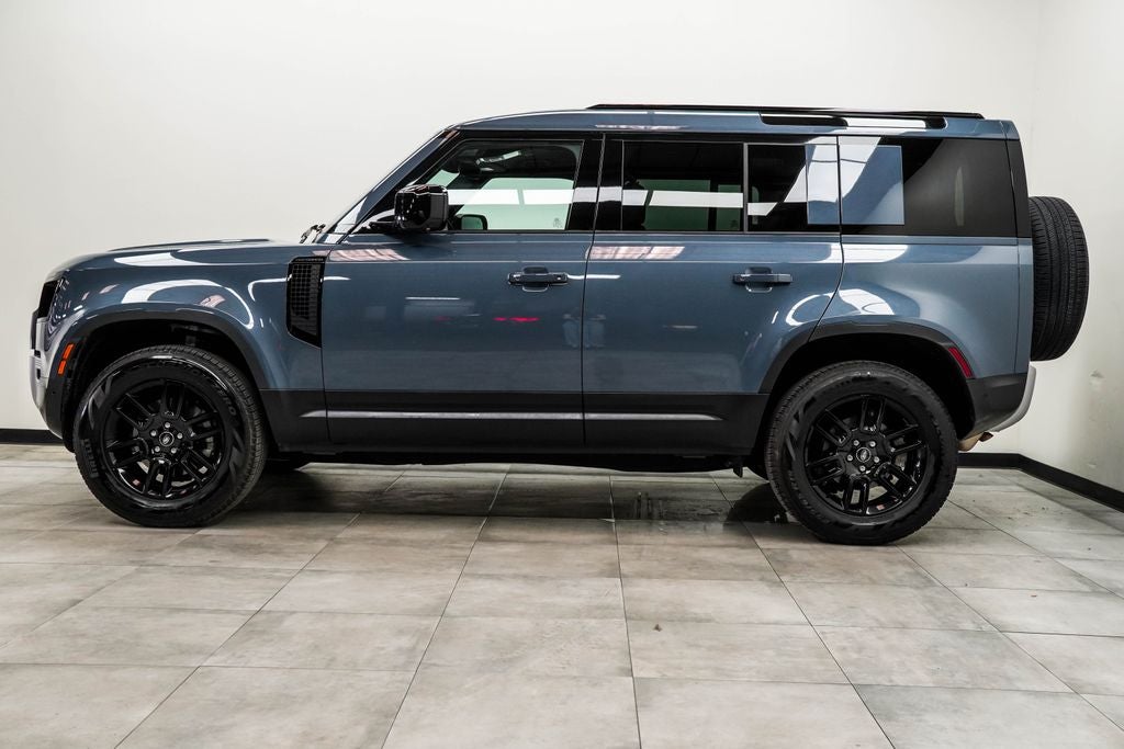 2025 Land Rover Defender 110 S