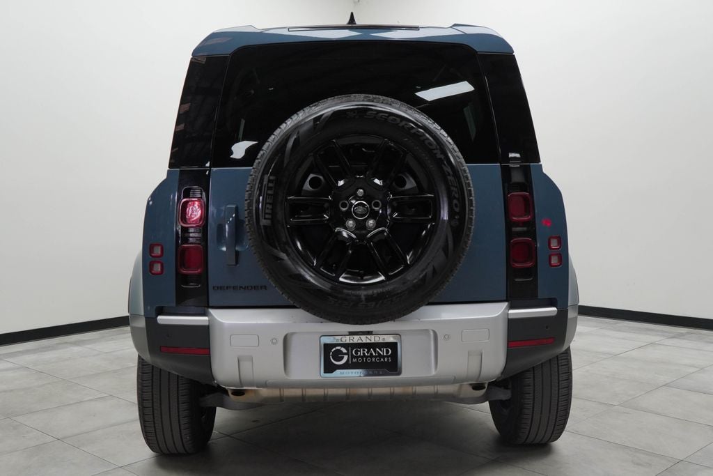 2025 Land Rover Defender 110 S