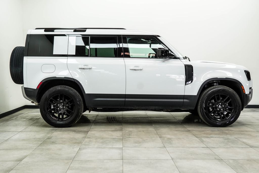 2025 Land Rover Defender 110 S