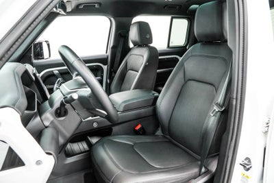 2025 Land Rover Defender 110 S