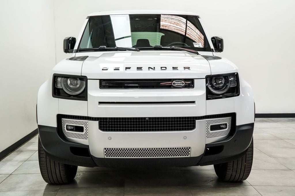 2025 Land Rover Defender 110 S