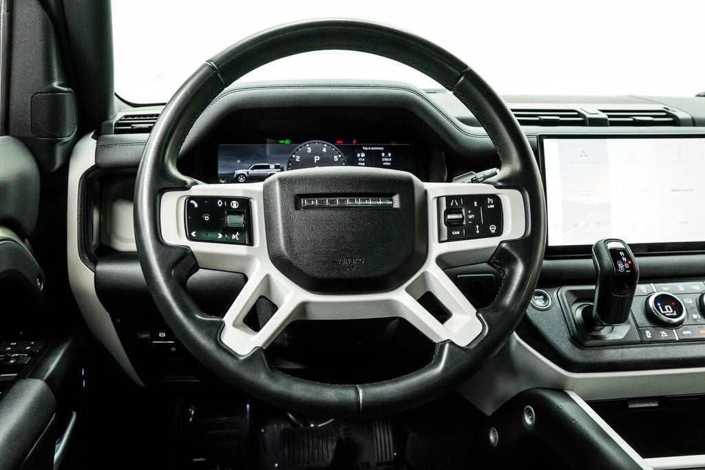 2025 Land Rover Defender 110 S