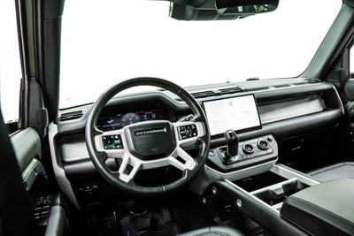 2025 Land Rover Defender 110 S