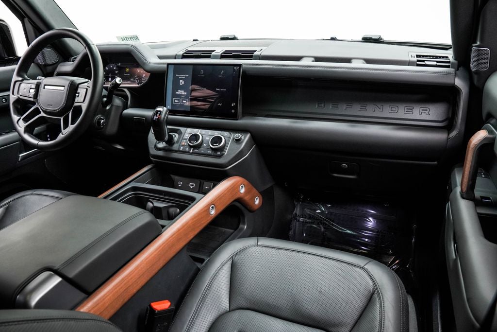 2024 Land Rover Defender 110 X