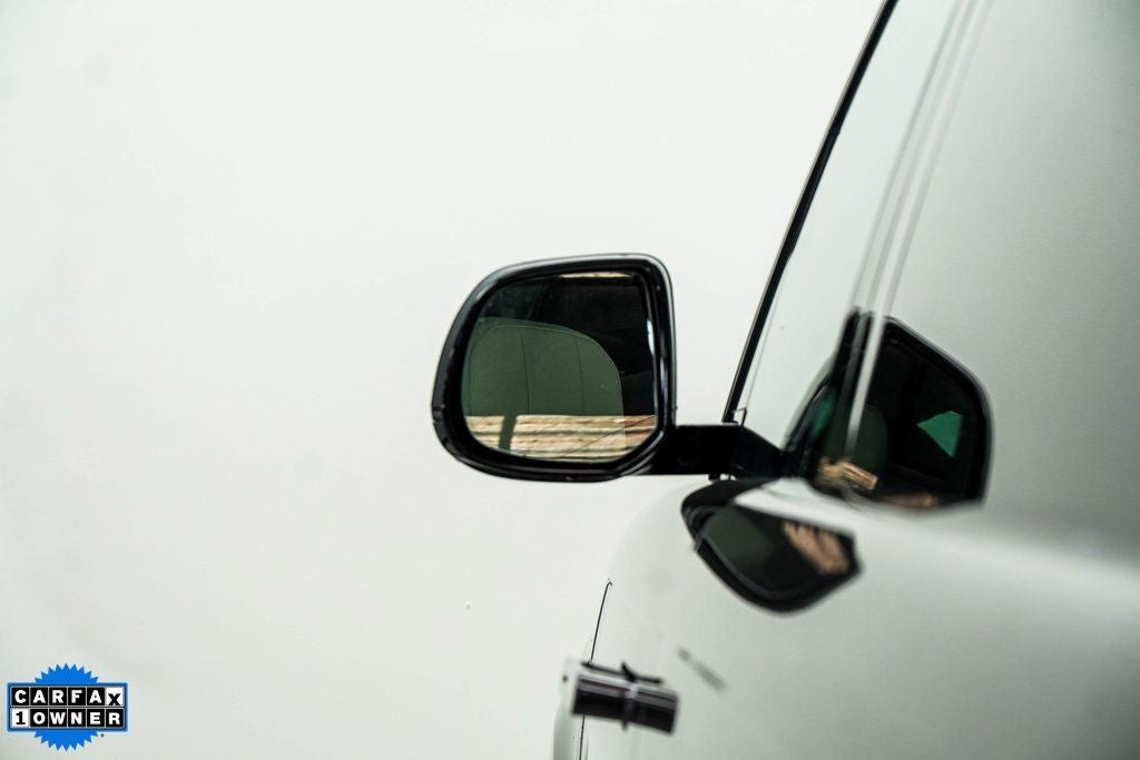 2023 Land Rover Range Rover SE LWB