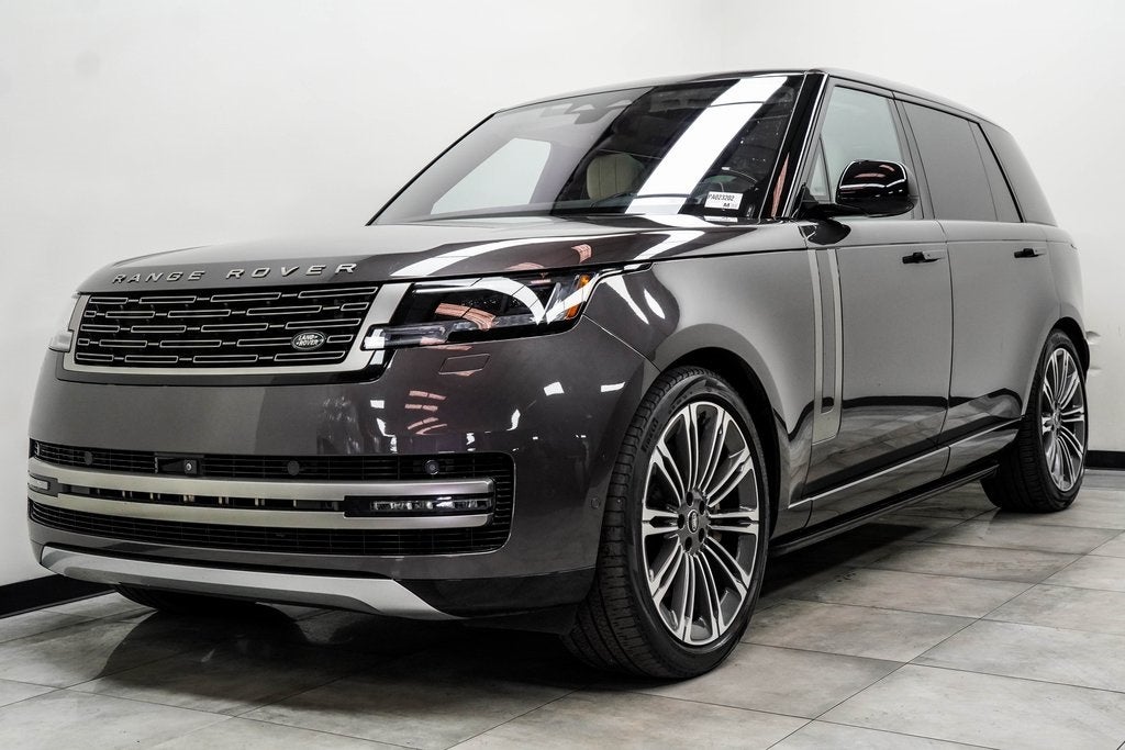 2023 Land Rover Range Rover SE LWB