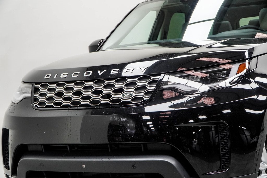 2025 Land Rover Discovery S