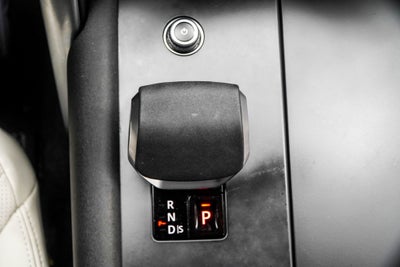 2025 Land Rover Discovery S