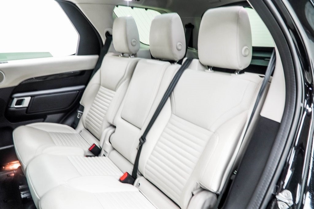 2025 Land Rover Discovery S