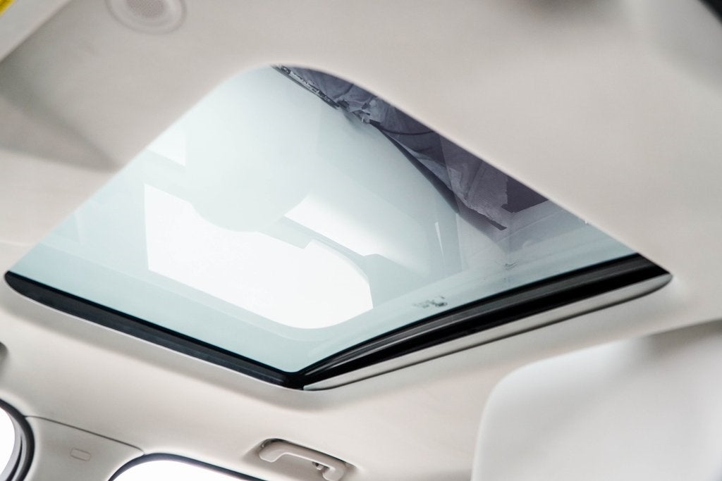 2025 Land Rover Discovery S