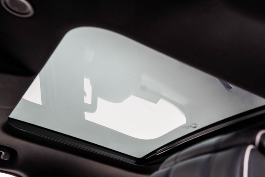 2022 Land Rover Discovery HSE R-Dynamic