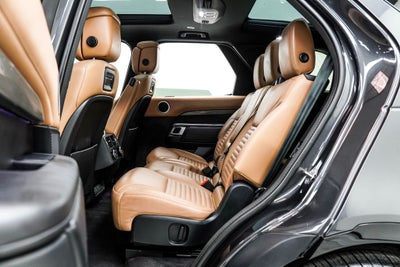 2023 Land Rover Discovery Metropolitan Edition