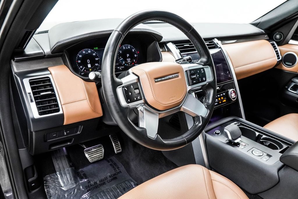 2023 Land Rover Discovery Metropolitan Edition