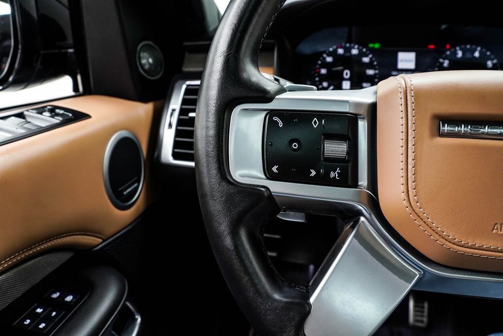 2023 Land Rover Discovery Metropolitan Edition