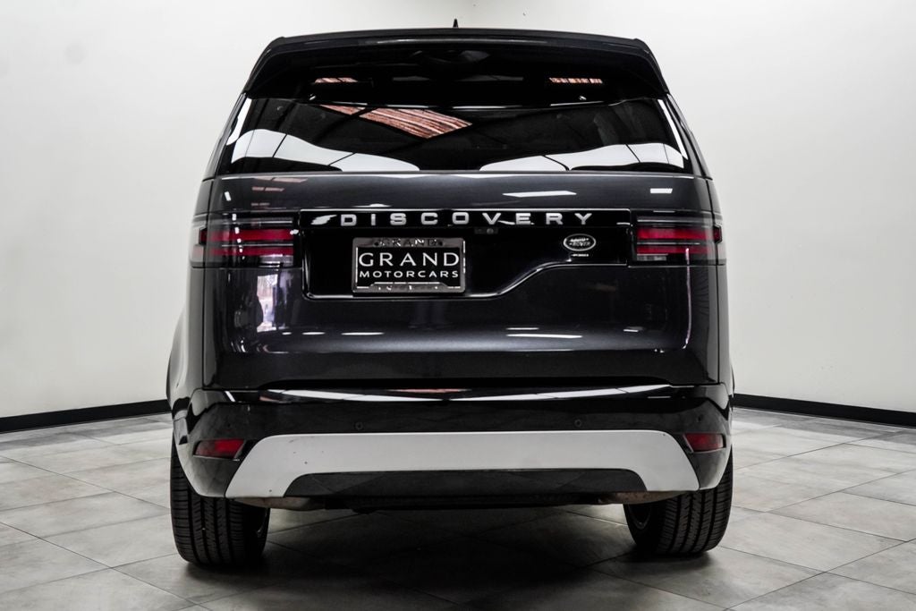 2023 Land Rover Discovery Metropolitan Edition
