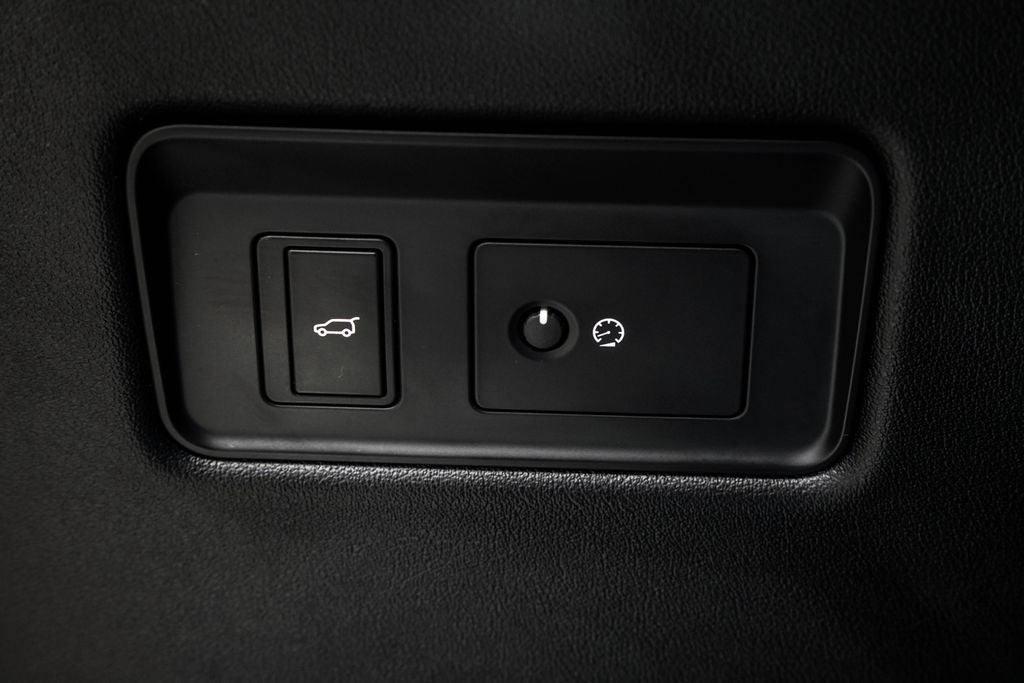2020 Land Rover Range Rover Sport SVR
