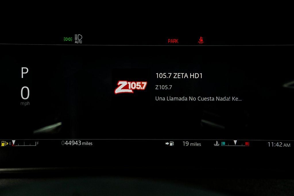 2025 Land Rover Range Rover Velar Dynamic SE