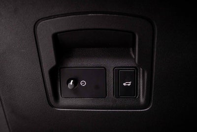 2025 Land Rover Range Rover Velar Dynamic SE